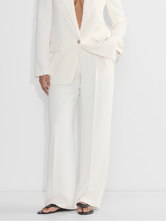 Aritzia Pants - Aritzia The Effortless Pant Curve-Fit - Crepette